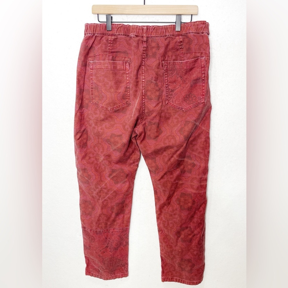 Pilcro Anthropologie Trailblazer Patchwork Pants L Red Printed Straight Leg Boho - Picture 5 of 14